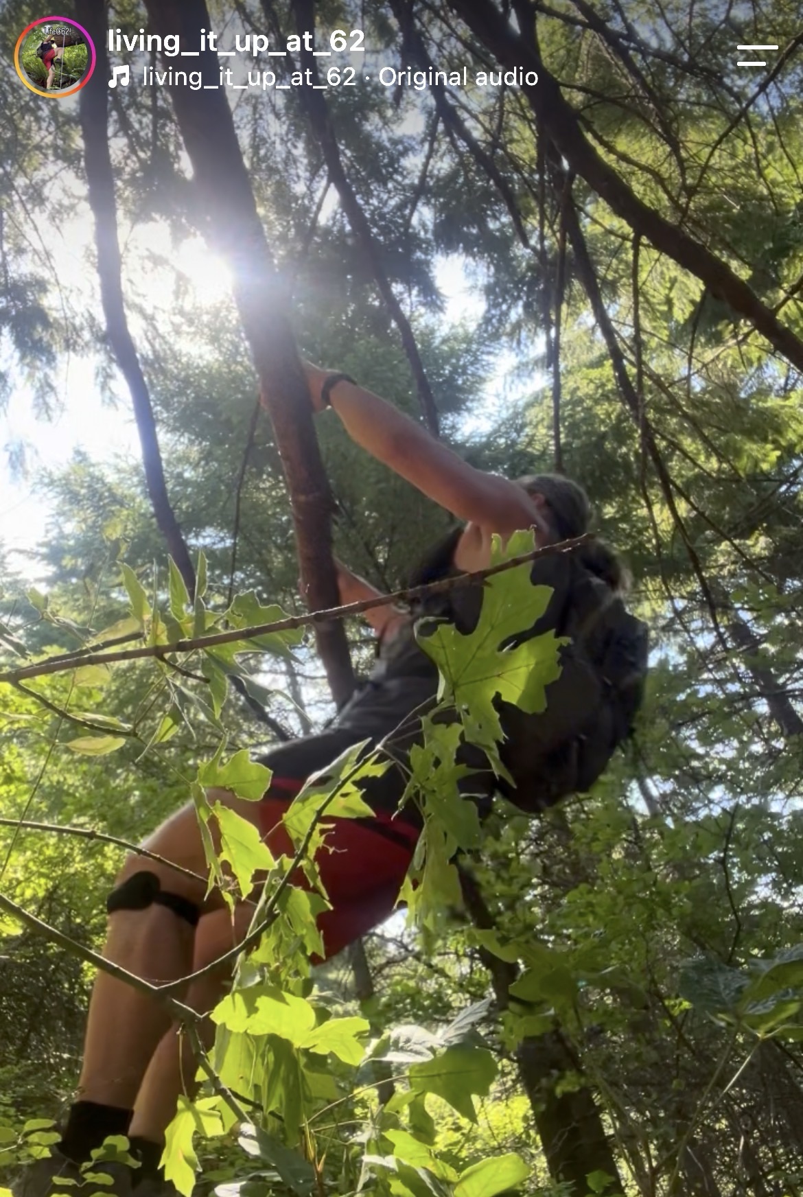 Lat pulls outdoor! Life@62! #outdoorstraining #functionaltrainingoutside #outsideisfree #outdoorstrainingspecialist